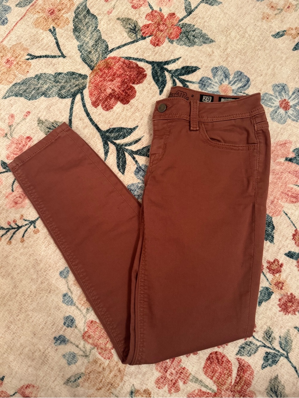 Miss Me Signature Skinny Jeans in Dusty Rose / Terracotta Skinny Jeans